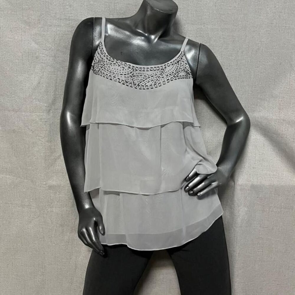 Relativity Women's Grey and White Vest